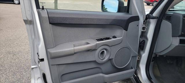 used 2006 Jeep Commander car, priced at $6,950