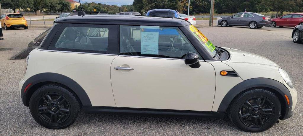 used 2013 MINI Hardtop car, priced at $5,950