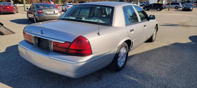 used 2005 Mercury Grand Marquis car, priced at $5,950