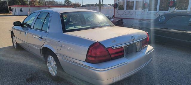 used 2005 Mercury Grand Marquis car, priced at $5,950