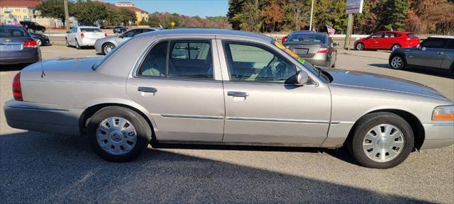 used 2005 Mercury Grand Marquis car, priced at $5,950