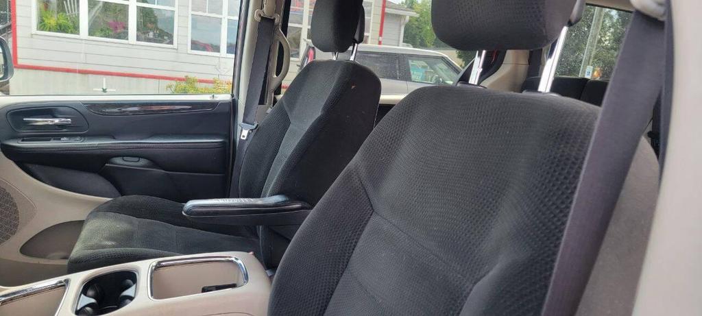 used 2015 Dodge Grand Caravan car, priced at $7,950