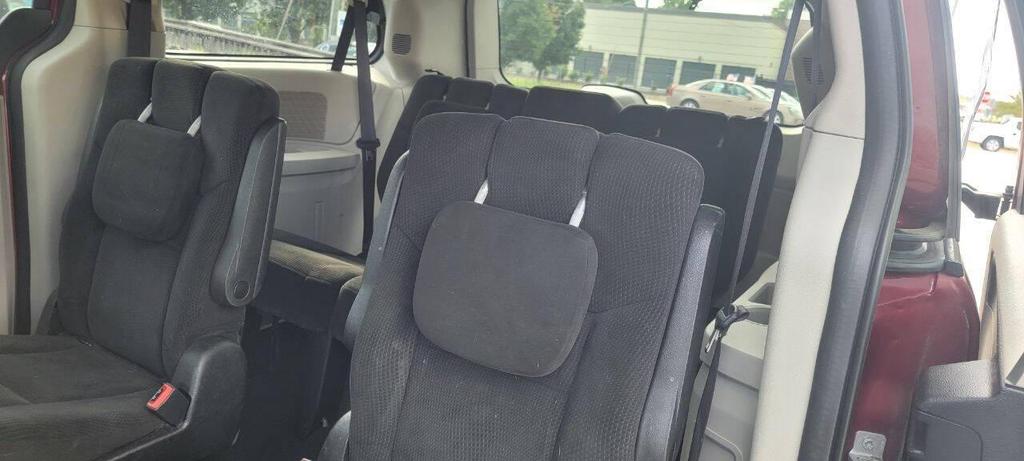 used 2015 Dodge Grand Caravan car, priced at $7,950