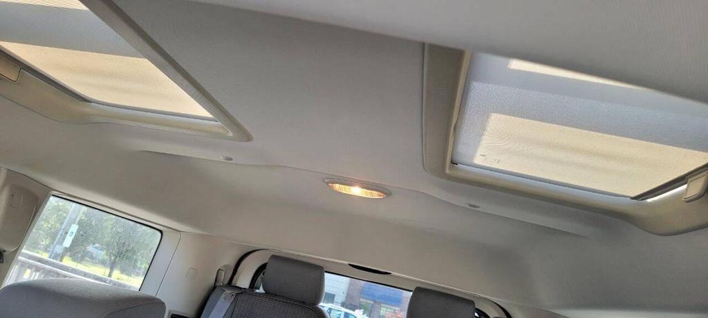 used 2007 Jeep Commander car, priced at $7,950