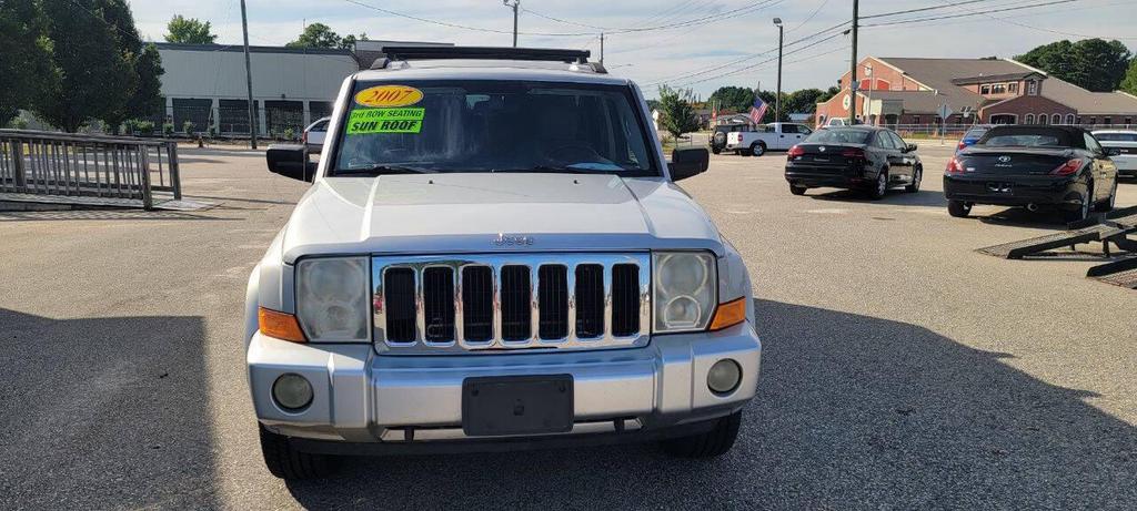 used 2007 Jeep Commander car, priced at $7,950