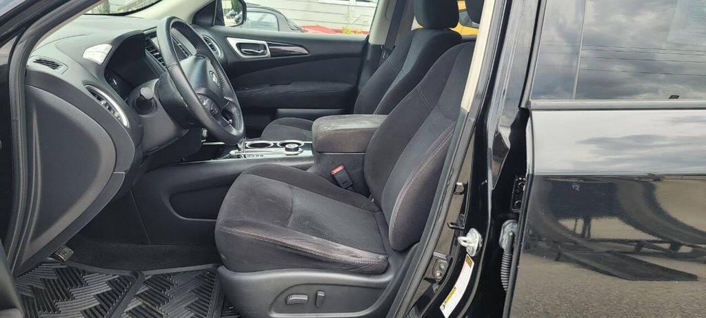 used 2013 Nissan Pathfinder car, priced at $8,950