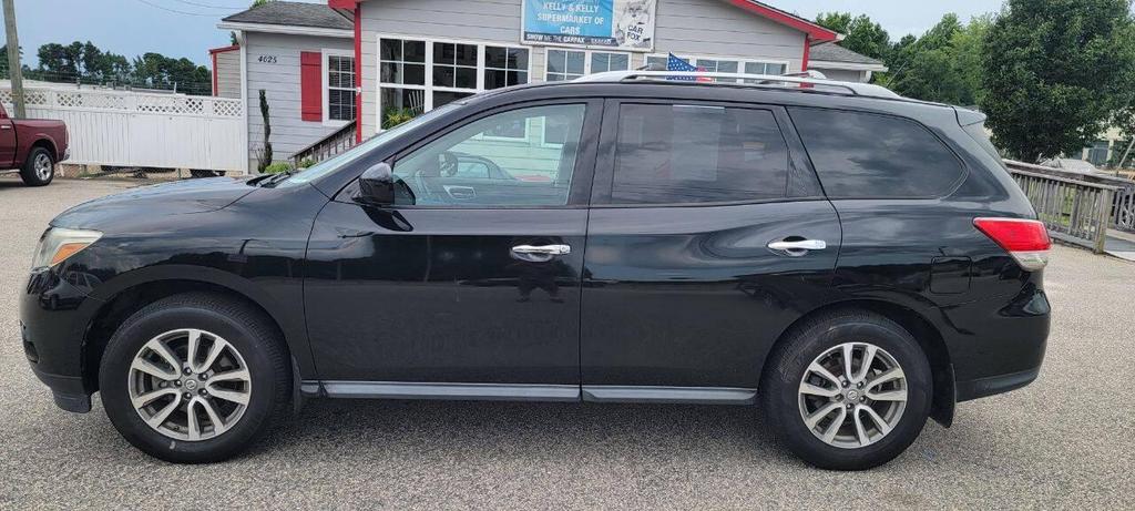 used 2013 Nissan Pathfinder car, priced at $8,950
