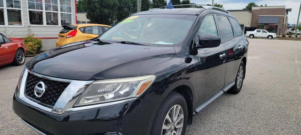 used 2013 Nissan Pathfinder car, priced at $8,950