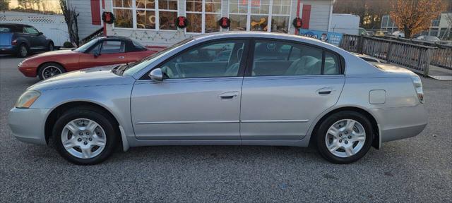 used 2004 Nissan Altima car, priced at $5,950