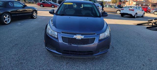 used 2013 Chevrolet Cruze car, priced at $6,950