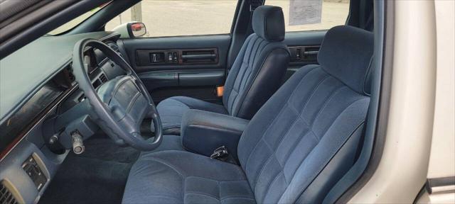 used 1991 Oldsmobile Custom Cruiser car, priced at $6,950