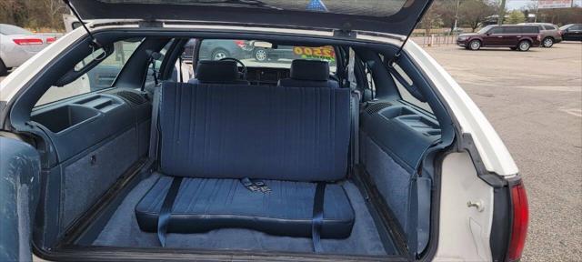 used 1991 Oldsmobile Custom Cruiser car, priced at $6,950