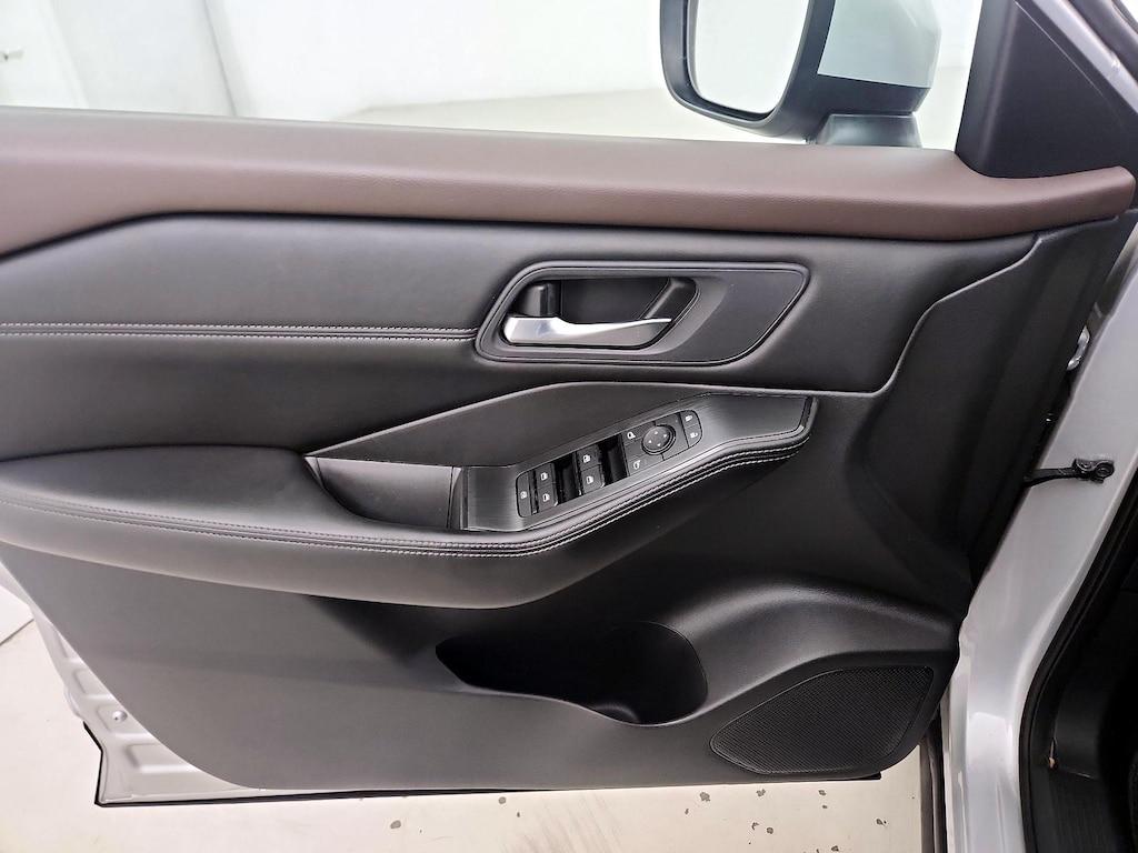 used 2023 Nissan Rogue car, priced at $21,998