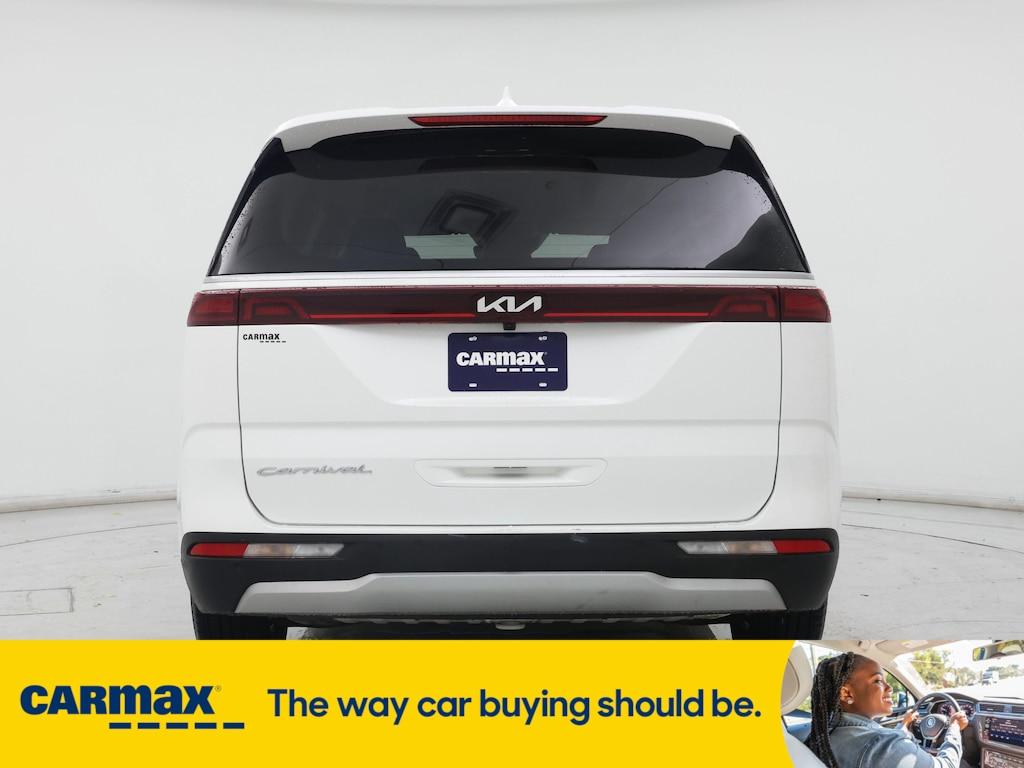 used 2022 Kia Carnival car, priced at $30,998