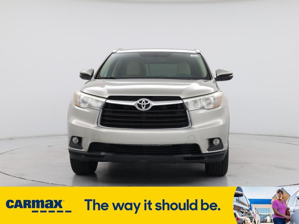 used 2016 Toyota Highlander car, priced at $18,998