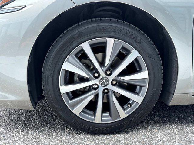 used 2021 Lexus ES 350 car, priced at $30,991