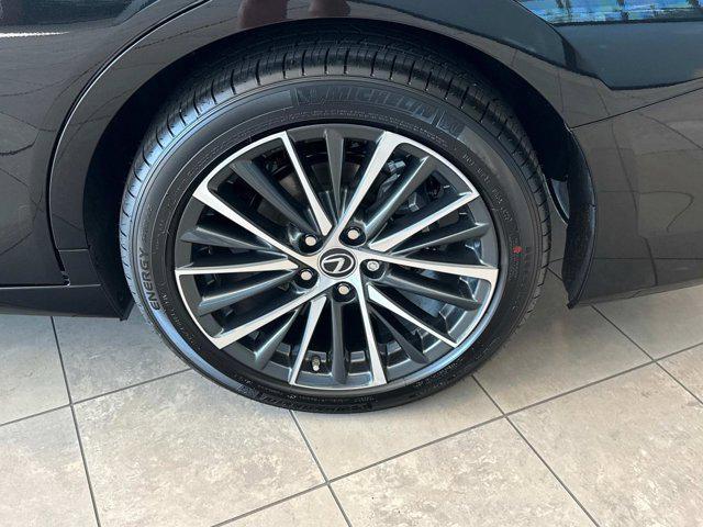 new 2025 Lexus ES 300h car, priced at $50,399