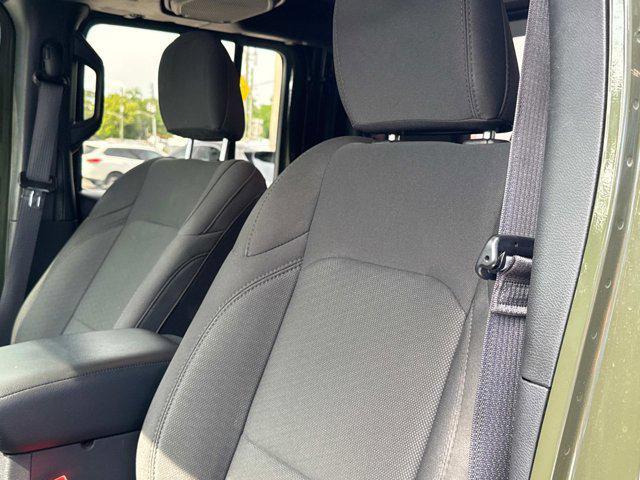 used 2022 Jeep Gladiator car, priced at $33,997