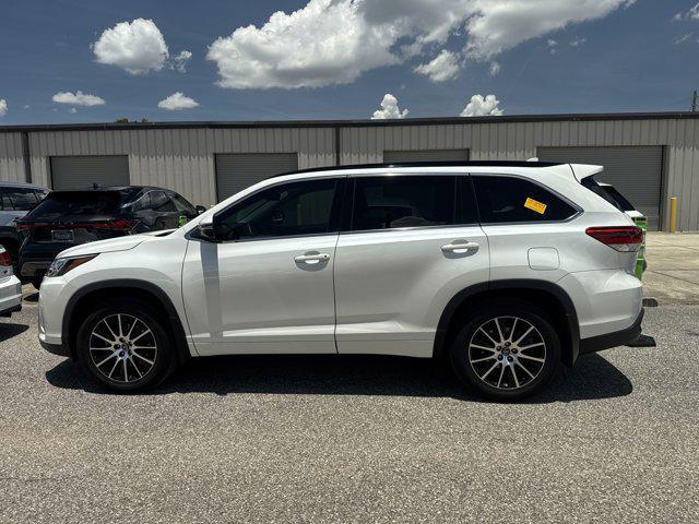 used 2018 Toyota Highlander car, priced at $20,491