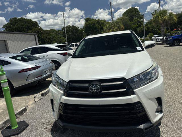 used 2018 Toyota Highlander car, priced at $20,491