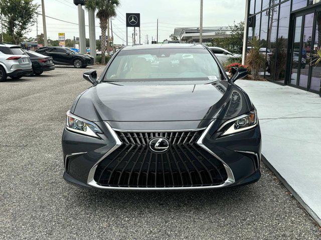 new 2025 Lexus ES 350 car, priced at $49,329