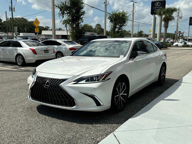 new 2025 Lexus ES 350 car, priced at $48,134