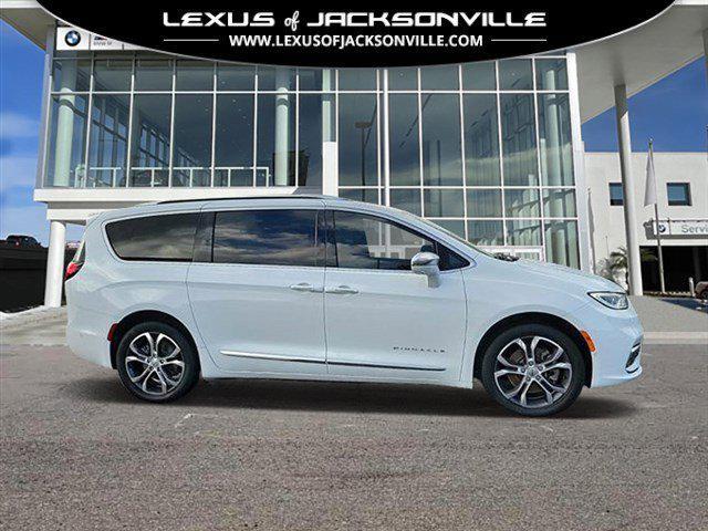 used 2022 Chrysler Pacifica car, priced at $40,991