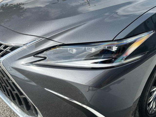used 2025 Lexus ES 350 car, priced at $54,991