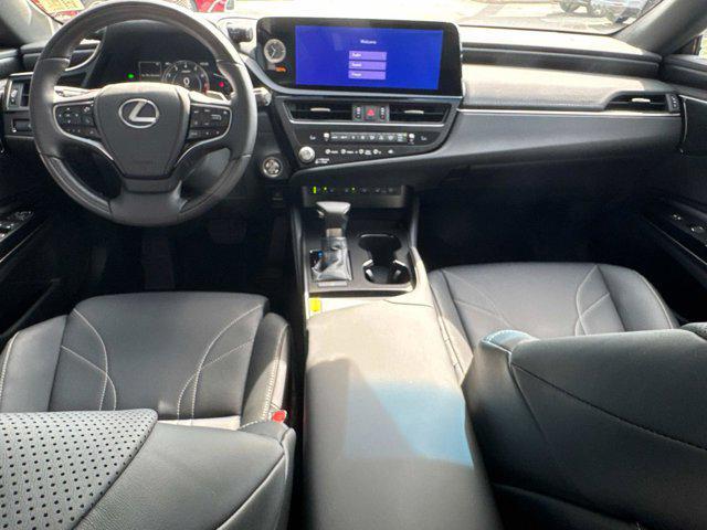 used 2025 Lexus ES 350 car, priced at $54,991