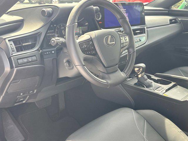 used 2025 Lexus ES 350 car, priced at $54,991
