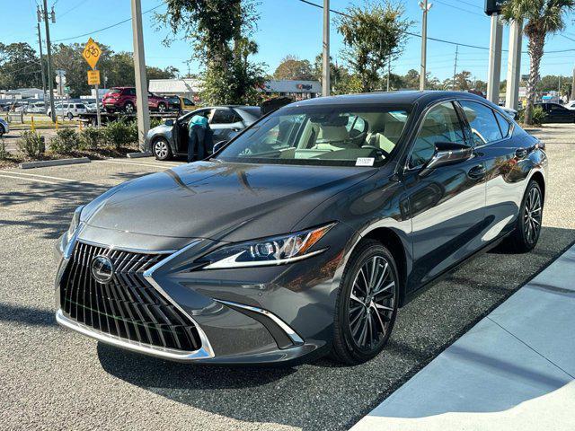 new 2025 Lexus ES 350 car, priced at $49,179