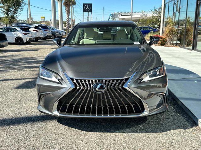 new 2025 Lexus ES 350 car, priced at $49,179