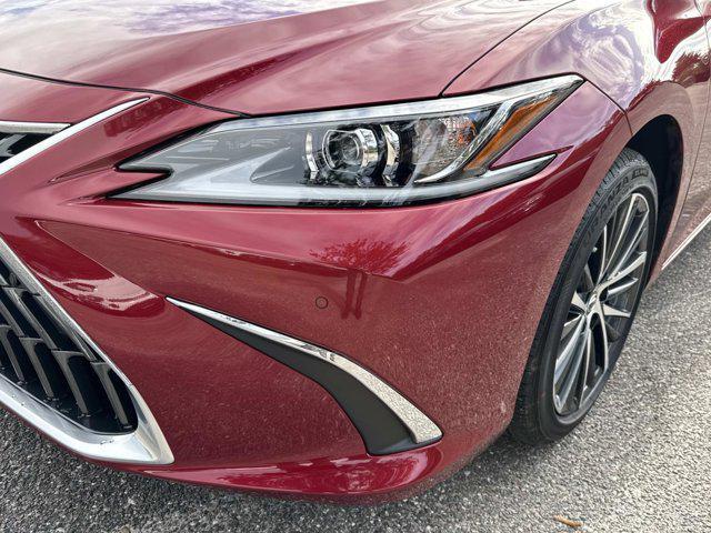 new 2025 Lexus ES 350 car, priced at $49,779