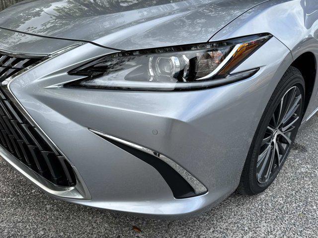new 2025 Lexus ES 350 car, priced at $49,775
