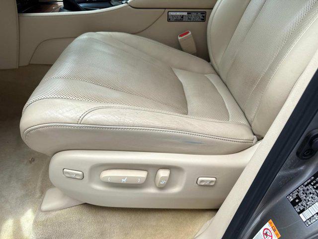 used 2019 Lexus LX 570 car, priced at $60,991