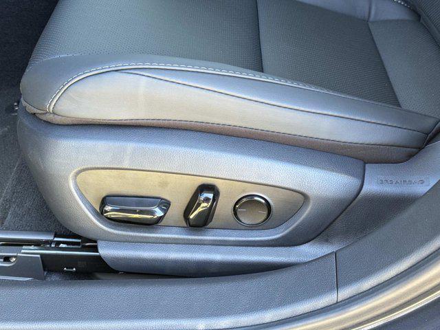 new 2025 Lexus ES 350 car, priced at $50,279