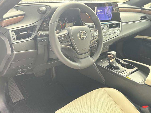 new 2025 Lexus ES 350 car, priced at $48,044