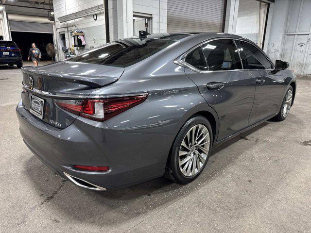 used 2022 Lexus ES 350 car, priced at $41,991