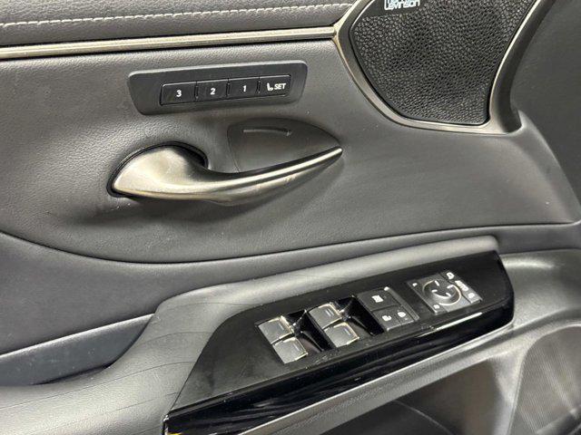 used 2022 Lexus ES 350 car, priced at $41,991