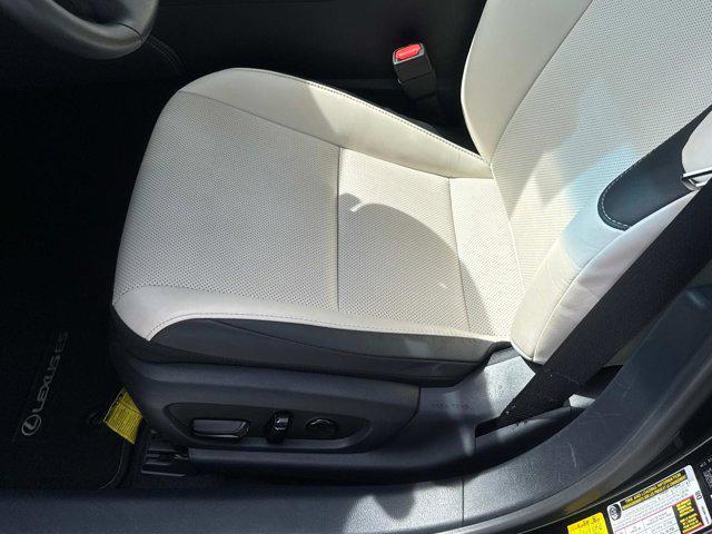 used 2024 Lexus ES 300h car, priced at $45,997