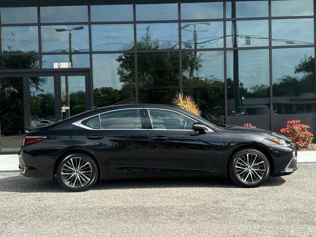 used 2024 Lexus ES 300h car, priced at $45,997