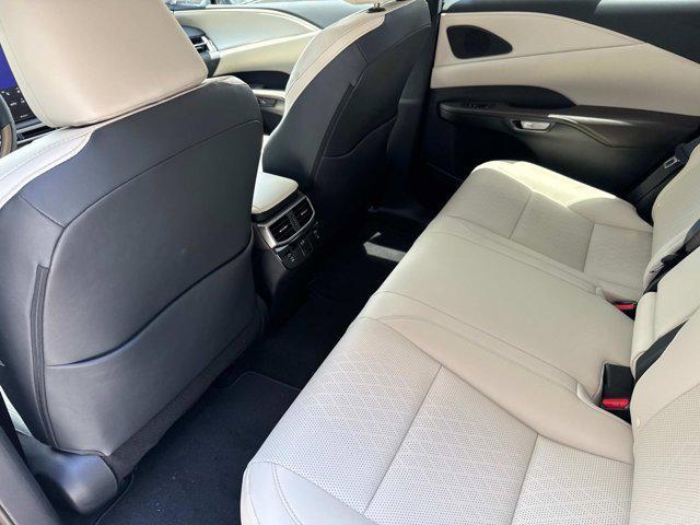 new 2025 Lexus RX 350 car, priced at $61,019