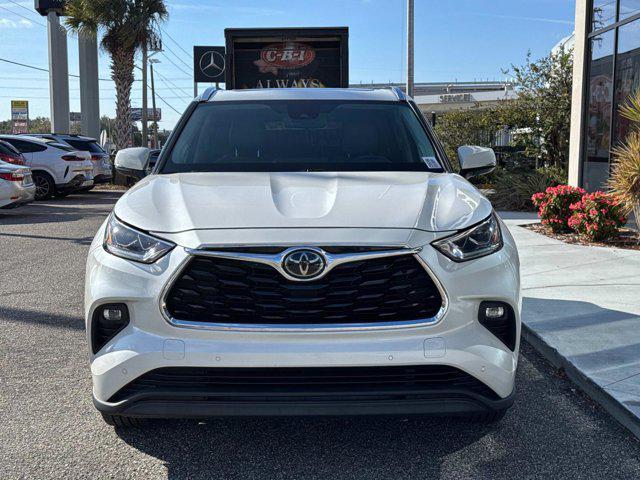 used 2020 Toyota Highlander car, priced at $33,997