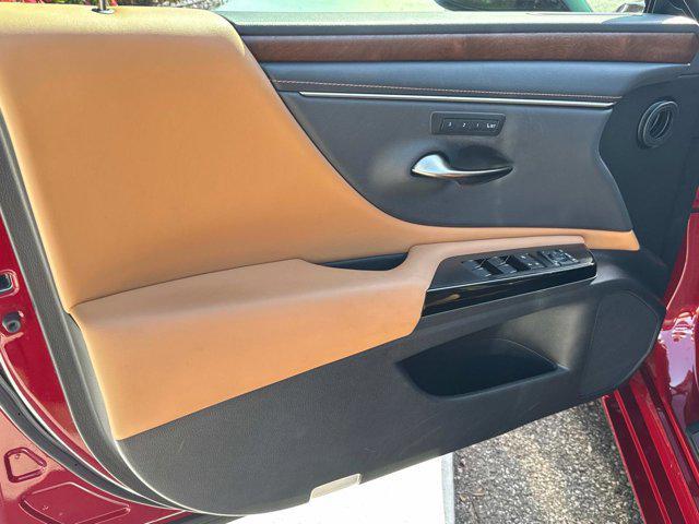 used 2022 Lexus ES 350 car, priced at $36,991