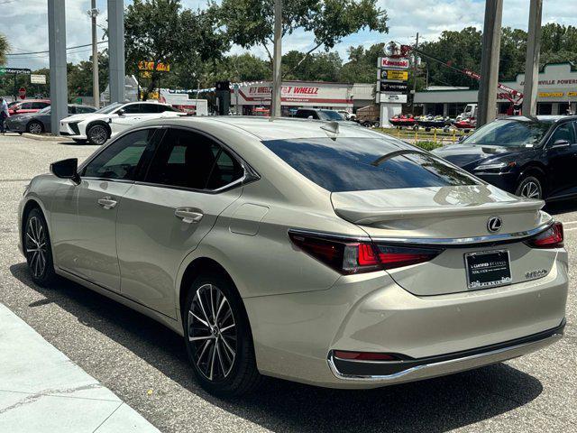 used 2023 Lexus ES 300h car, priced at $42,997