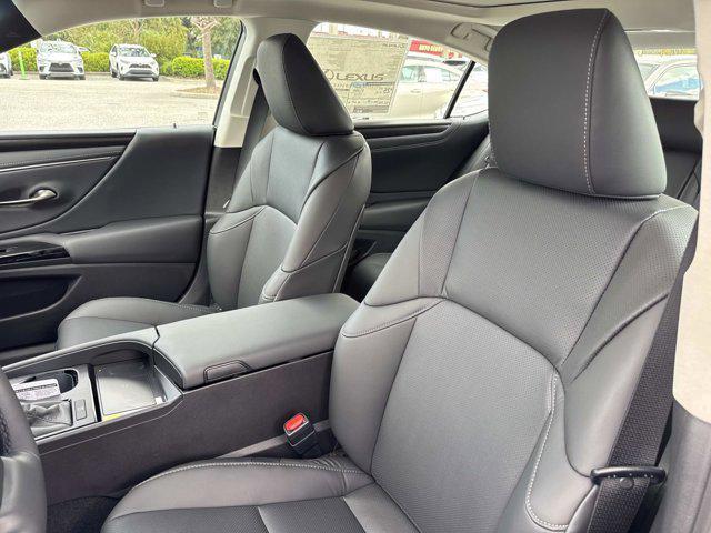 new 2025 Lexus ES 350 car, priced at $49,779