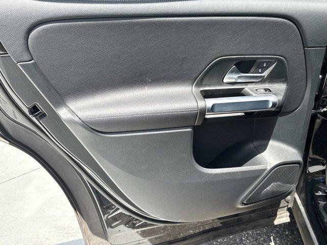 used 2023 Mercedes-Benz GLB 250 car, priced at $29,991