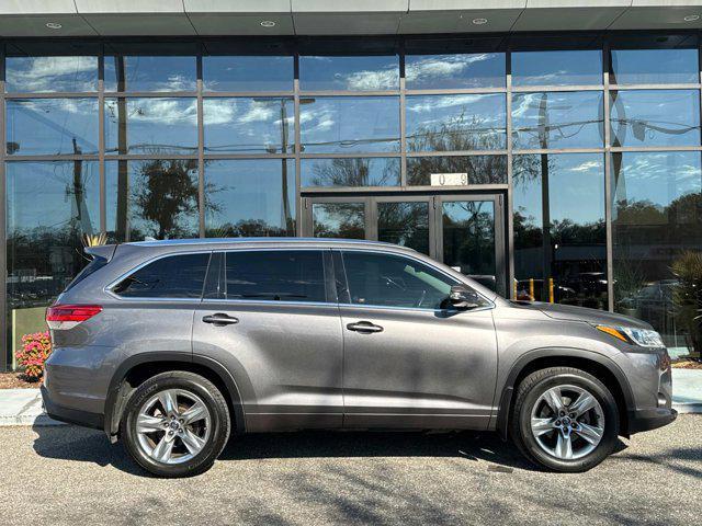 used 2019 Toyota Highlander car, priced at $24,991