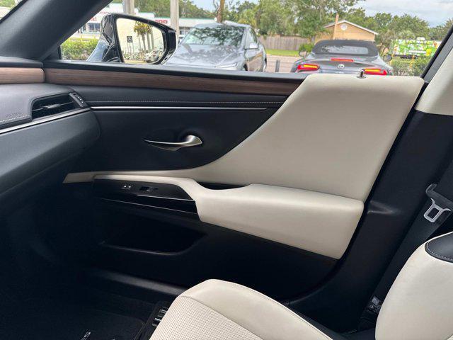 used 2024 Lexus ES 350 car, priced at $42,991