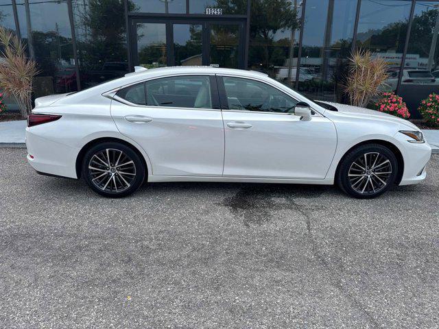 used 2024 Lexus ES 350 car, priced at $42,991